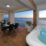 Aqua 1 דירה *