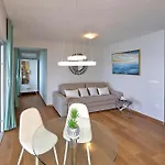 Aqua 1 דירה ביבינייה