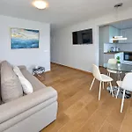 דירה Aqua 1 *